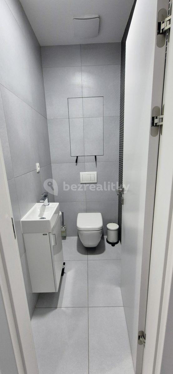 3 bedroom flat to rent, 84 m², Plynárenská D, Ružinov, Bratislavský Region