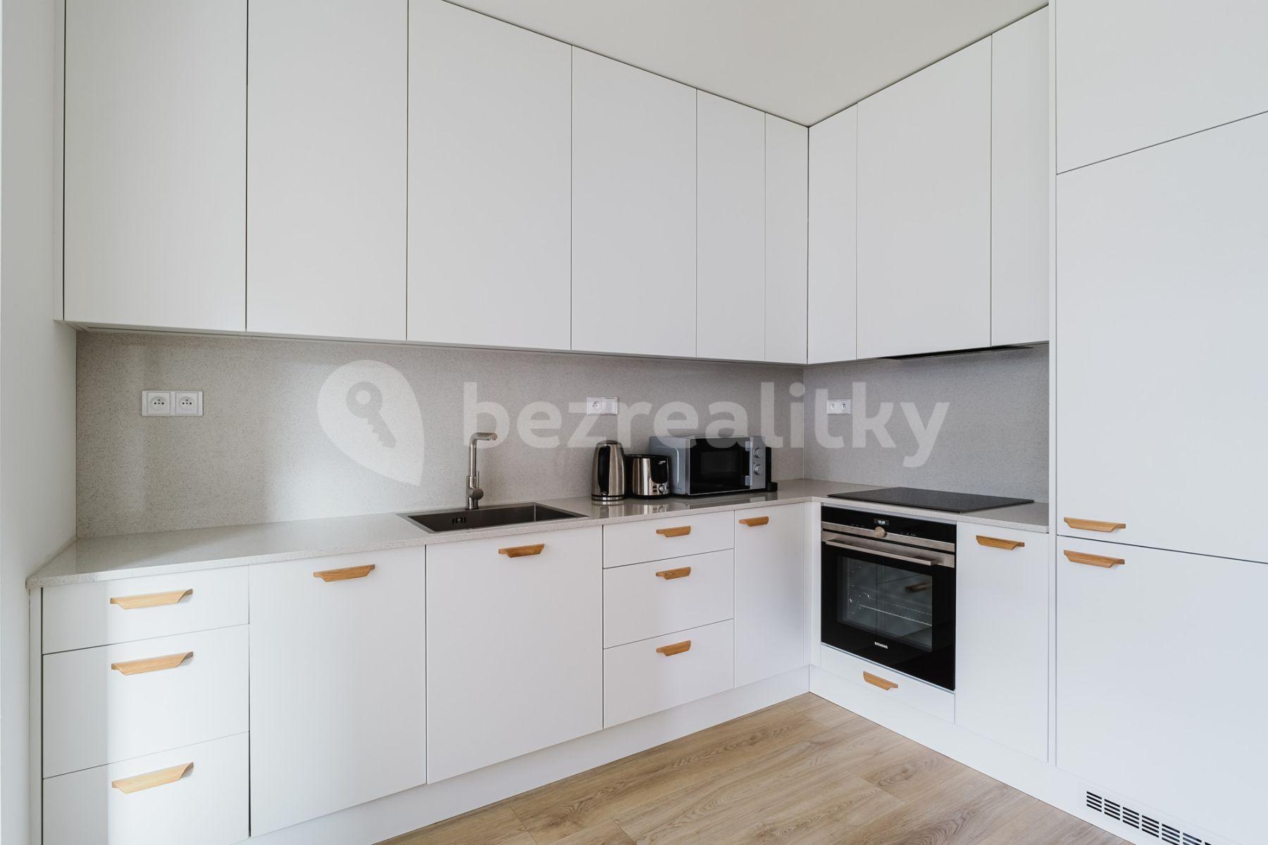 2 bedroom flat to rent, 52 m², U Pergamenky, Prague, Prague