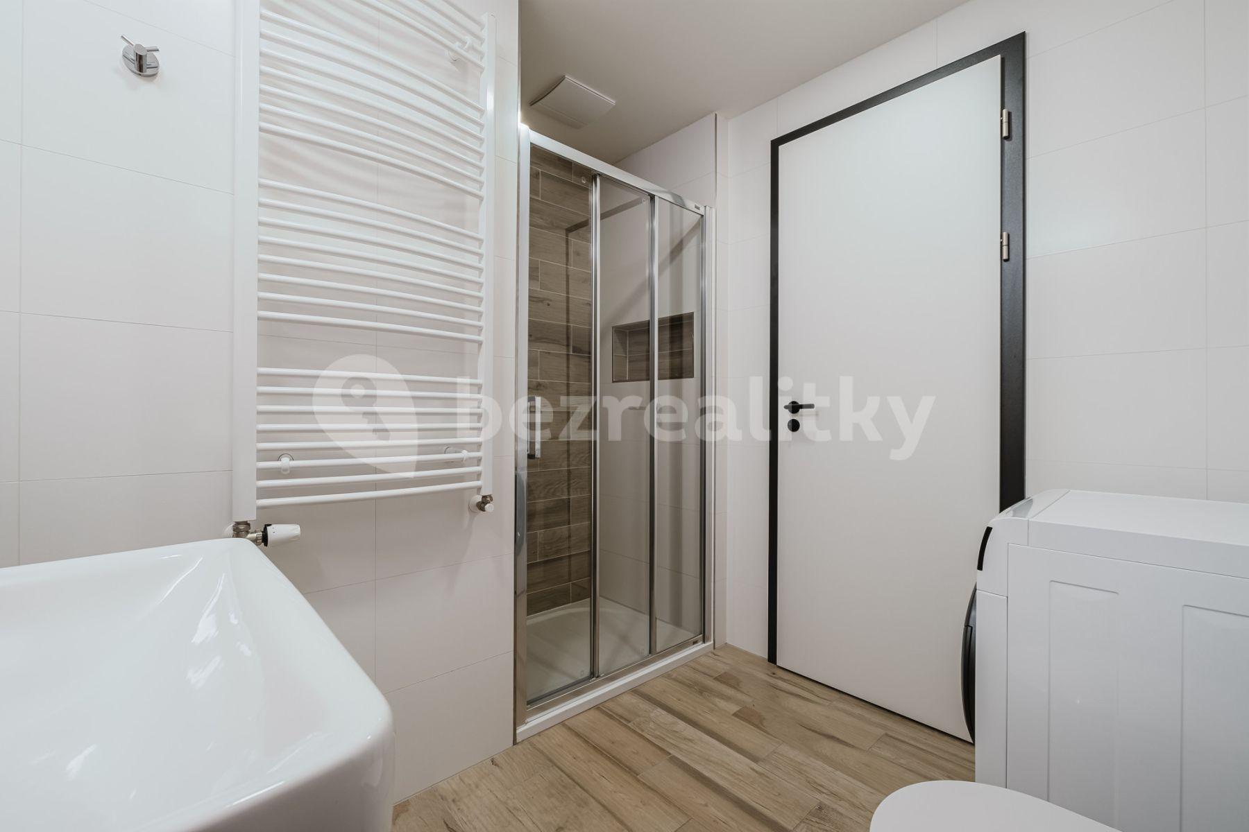 2 bedroom flat to rent, 54 m², Vrbenského, Prague, Prague