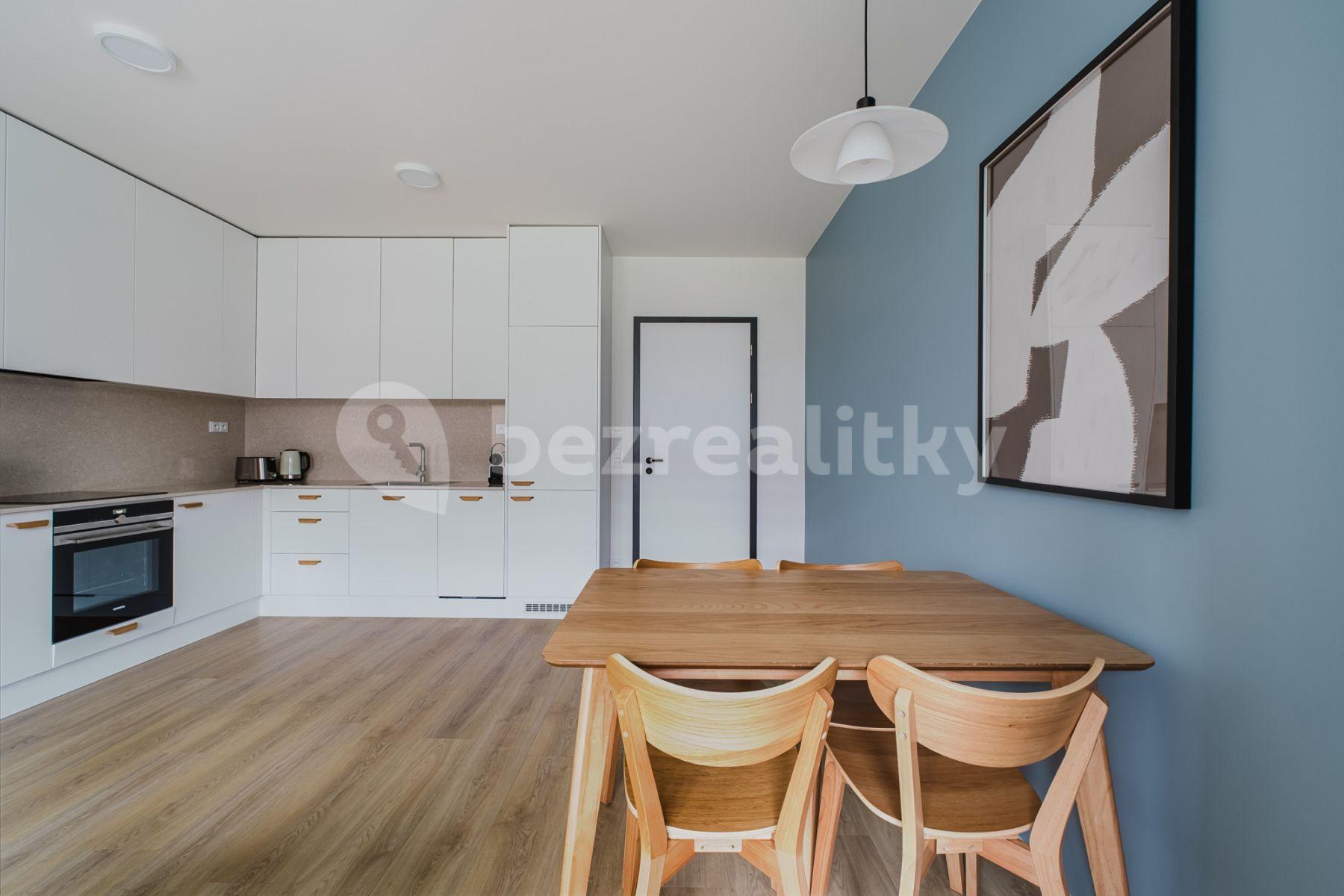 2 bedroom flat to rent, 61 m², U Pergamenky a, Prague, Prague