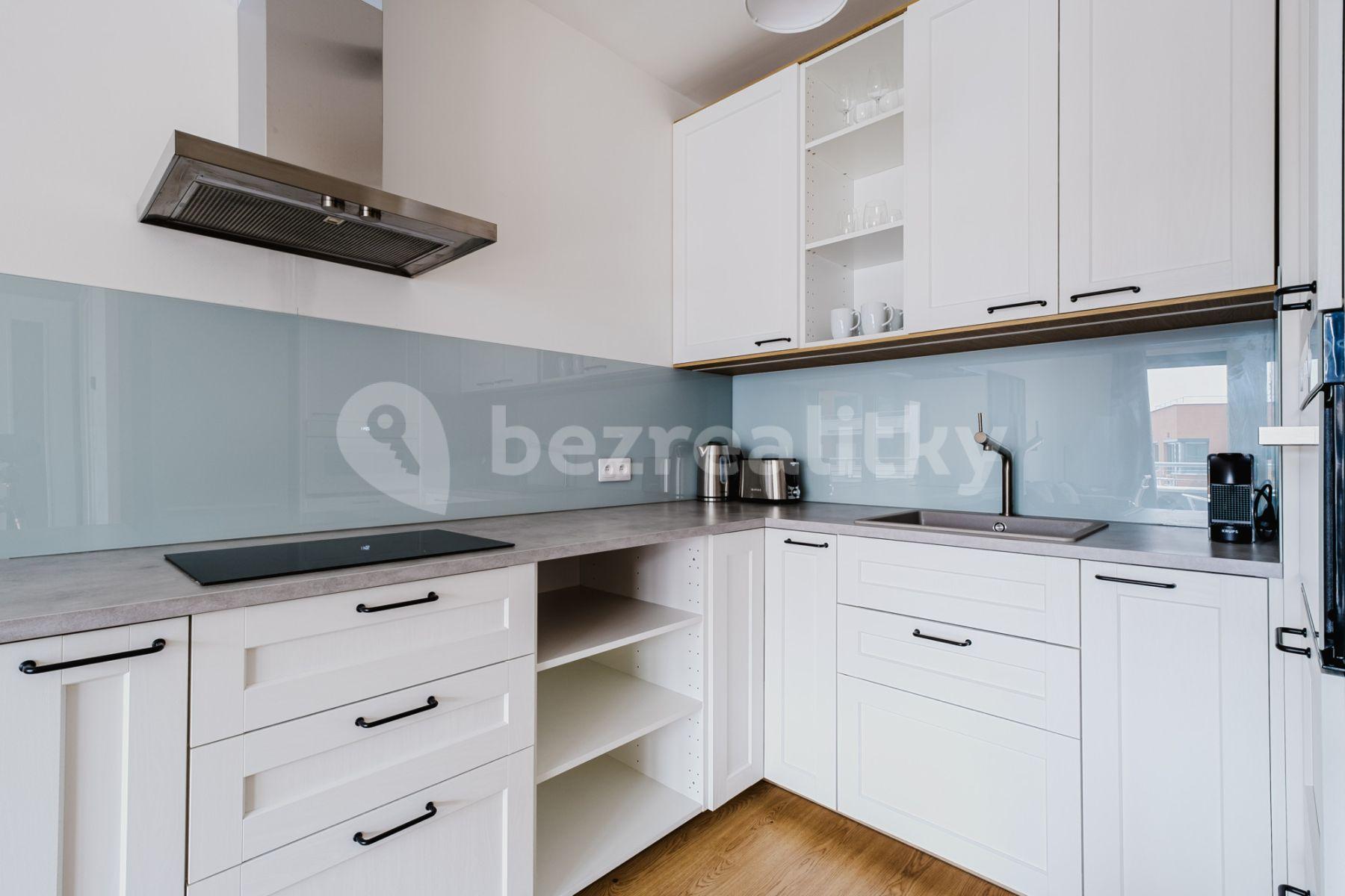 2 bedroom flat to rent, 44 m², Drahňovická, Prague, Prague