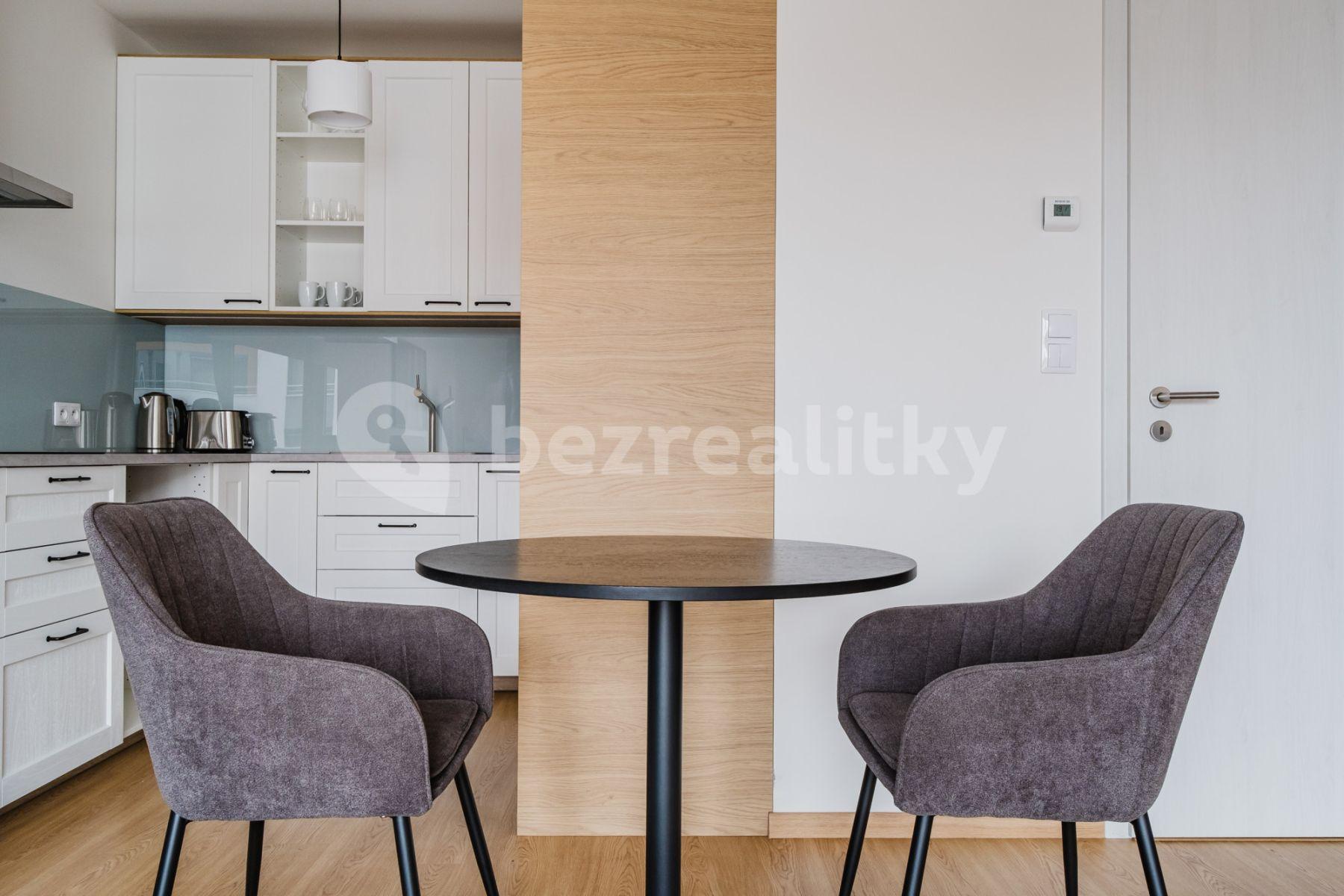 2 bedroom flat to rent, 44 m², Drahňovická, Prague, Prague