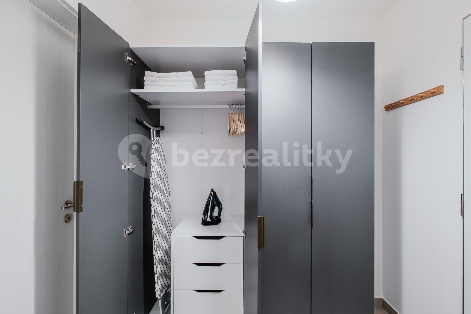 2 bedroom flat to rent, 44 m², Drahňovická, Prague, Prague