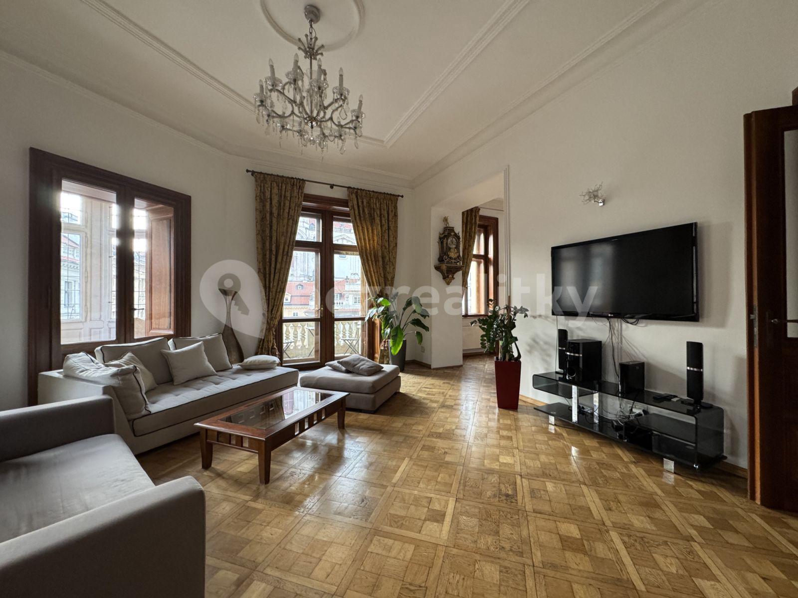 4 bedroom flat to rent, 140 m², Lázeňská, Prague, Prague