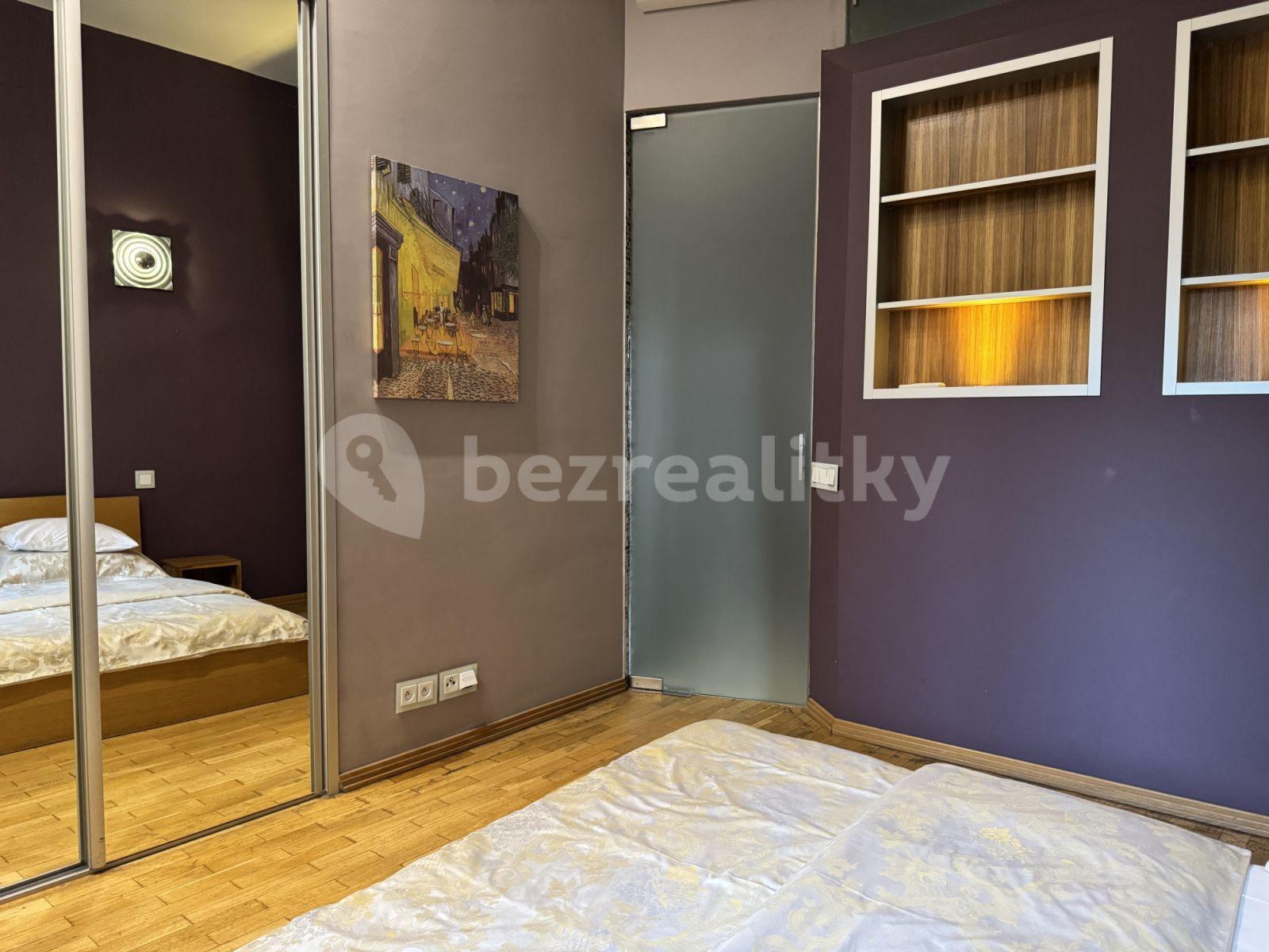 4 bedroom flat to rent, 140 m², Lázeňská, Prague, Prague