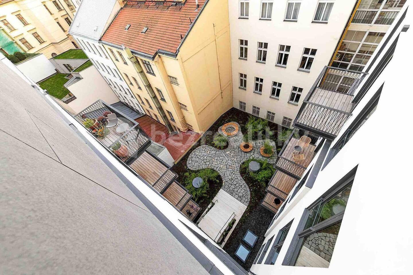 2 bedroom flat to rent, 40 m², Dlážděná, Prague, Prague