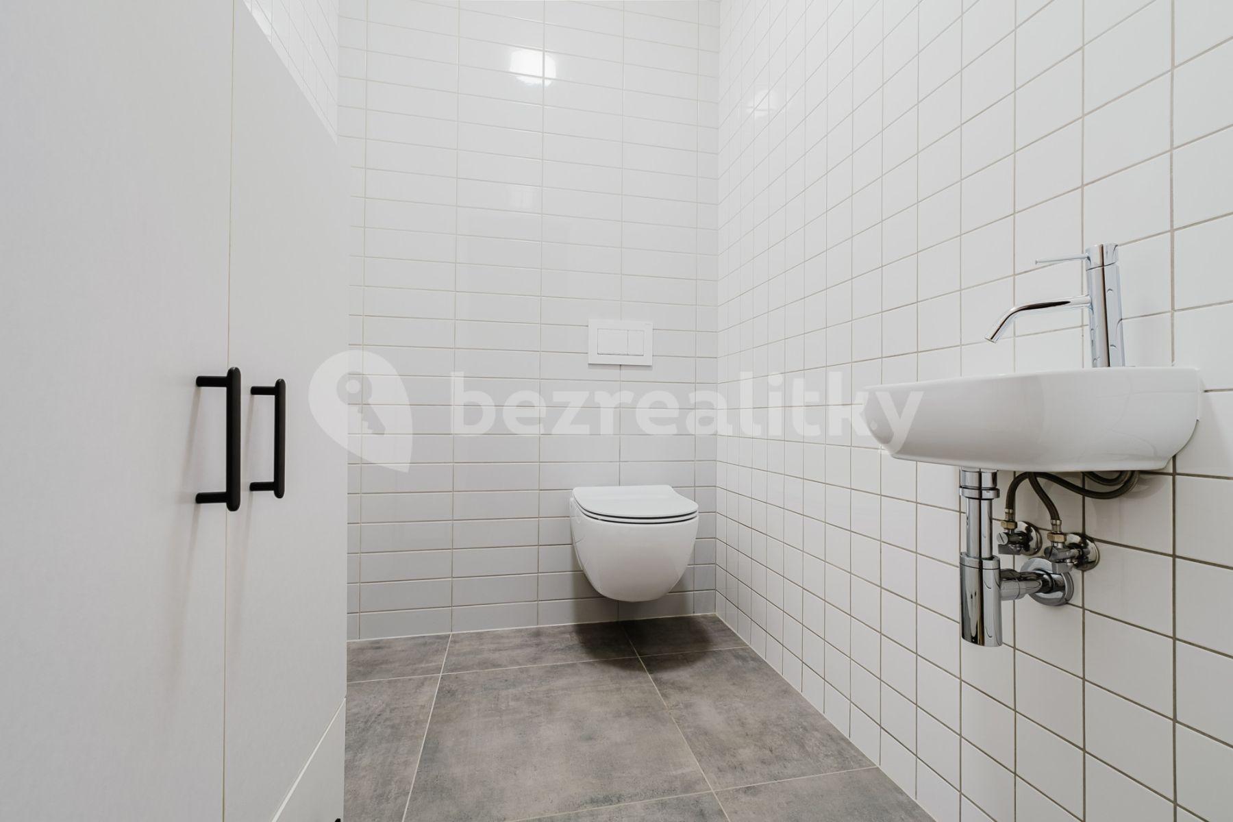 2 bedroom flat to rent, 48 m², Chodská, Prague, Prague