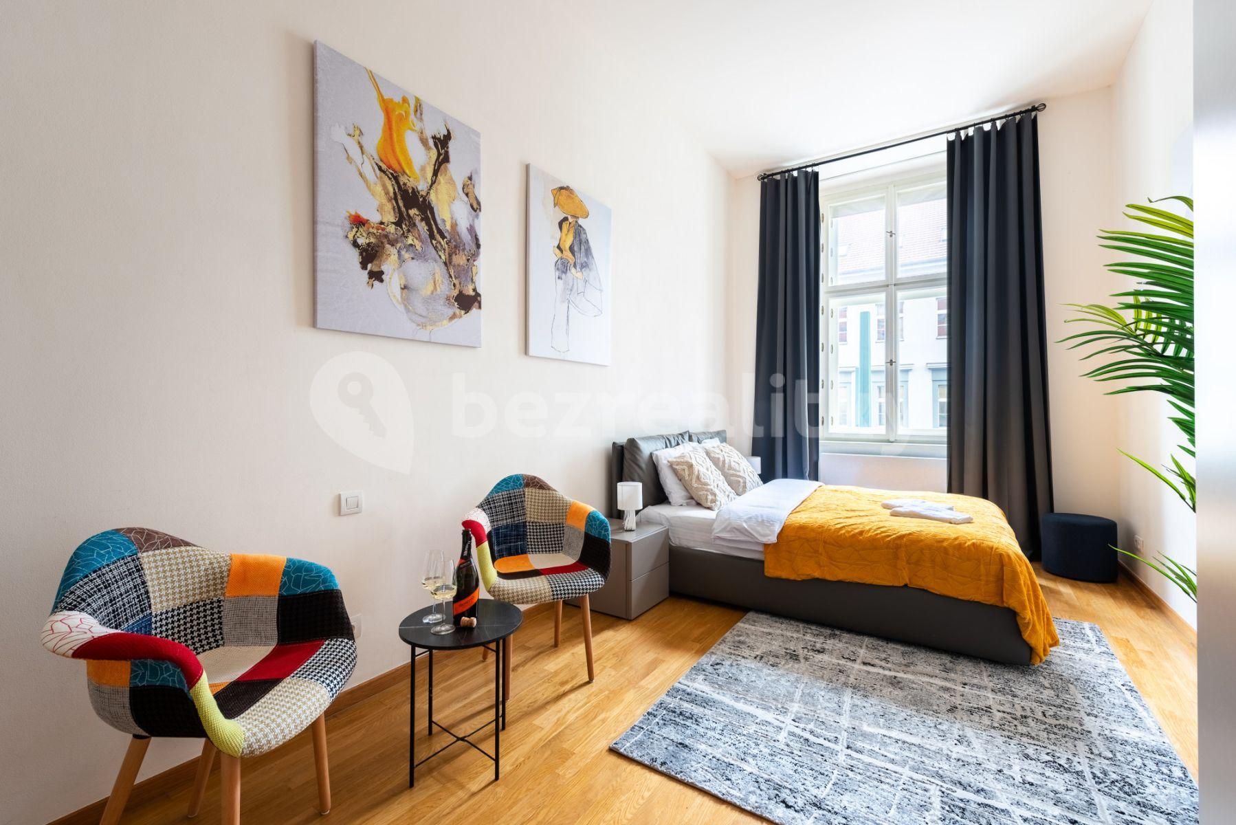 4 bedroom flat to rent, 96 m², Sokolovská, Prague, Prague