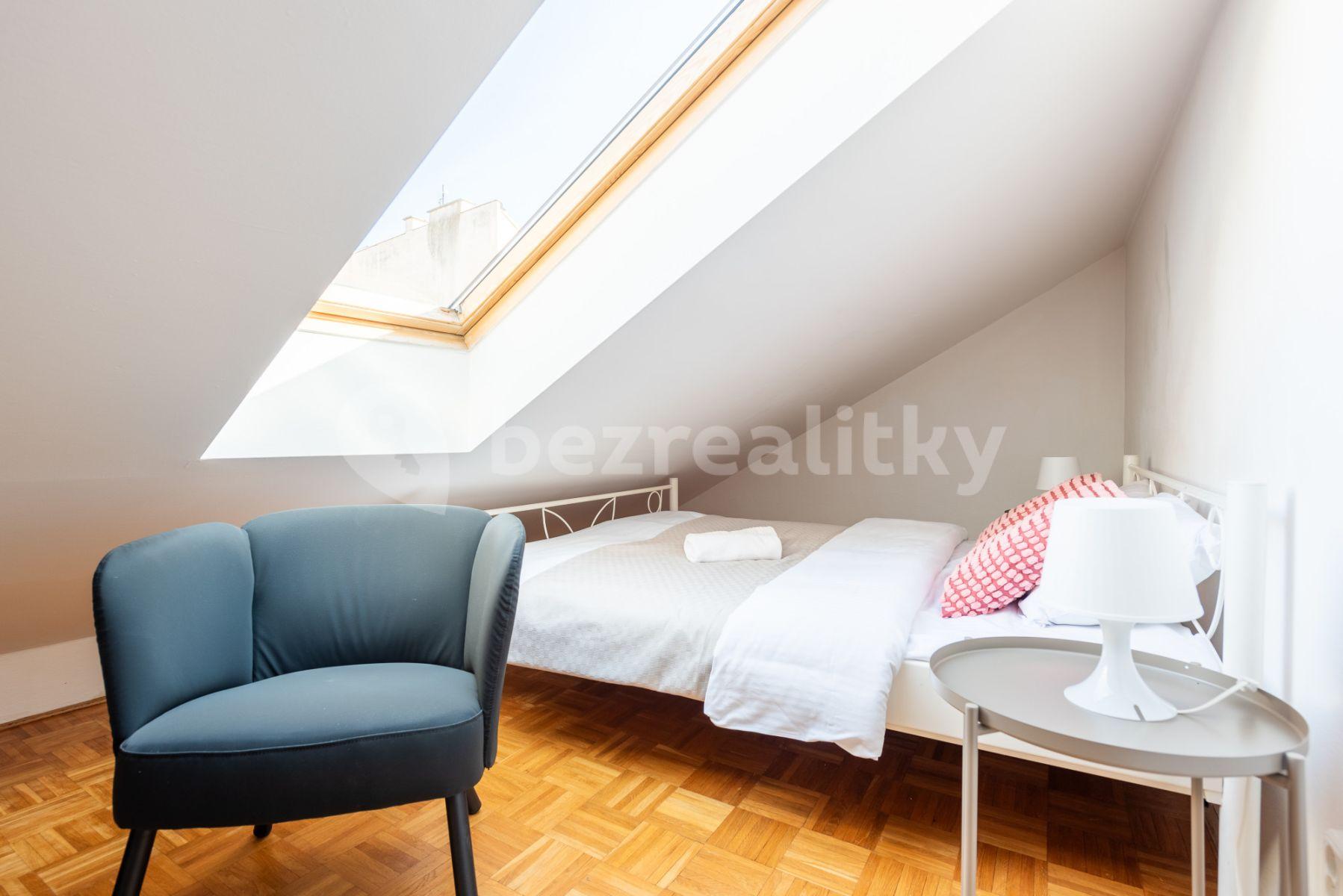 5 bedroom flat to rent, 150 m², Řeznická, Prague, Prague