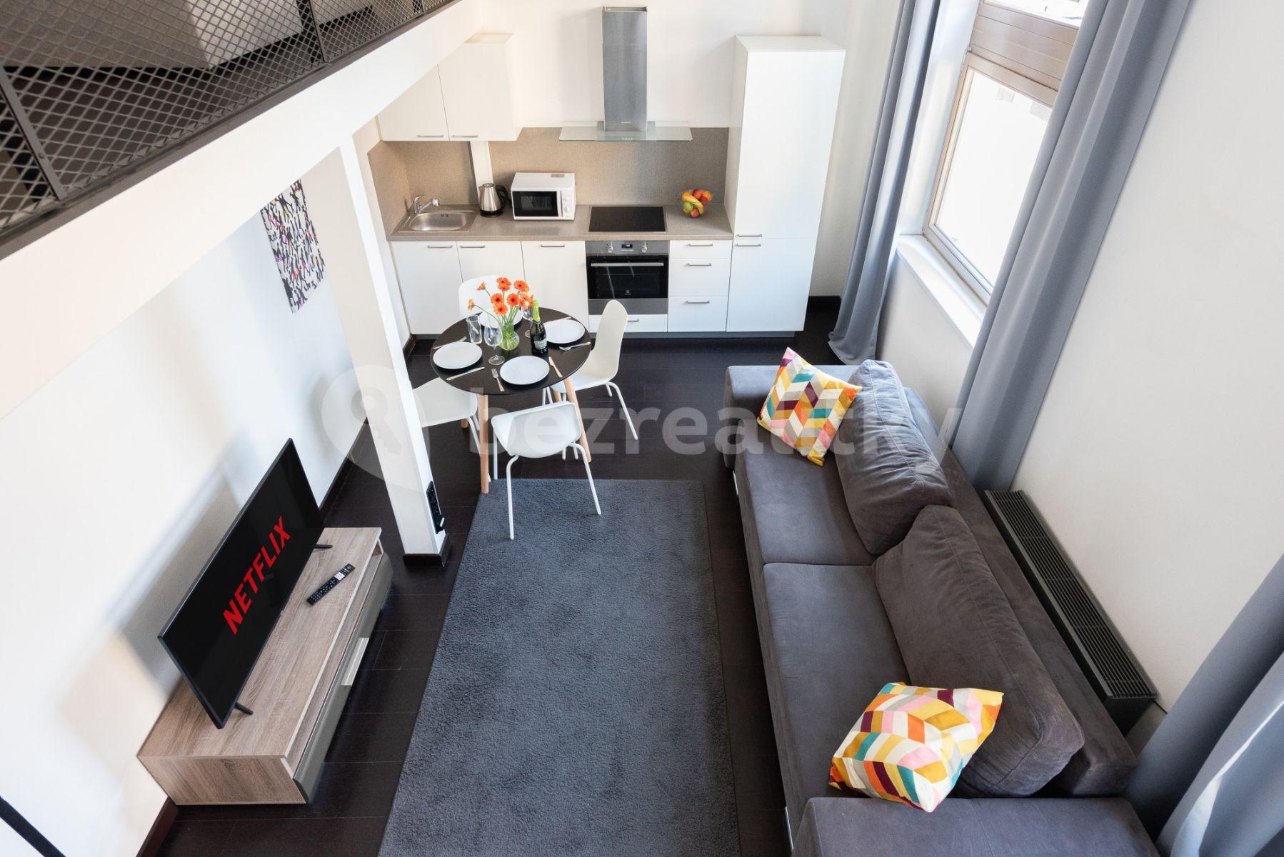 2 bedroom flat to rent, 65 m², Křižíkova, Prague, Prague