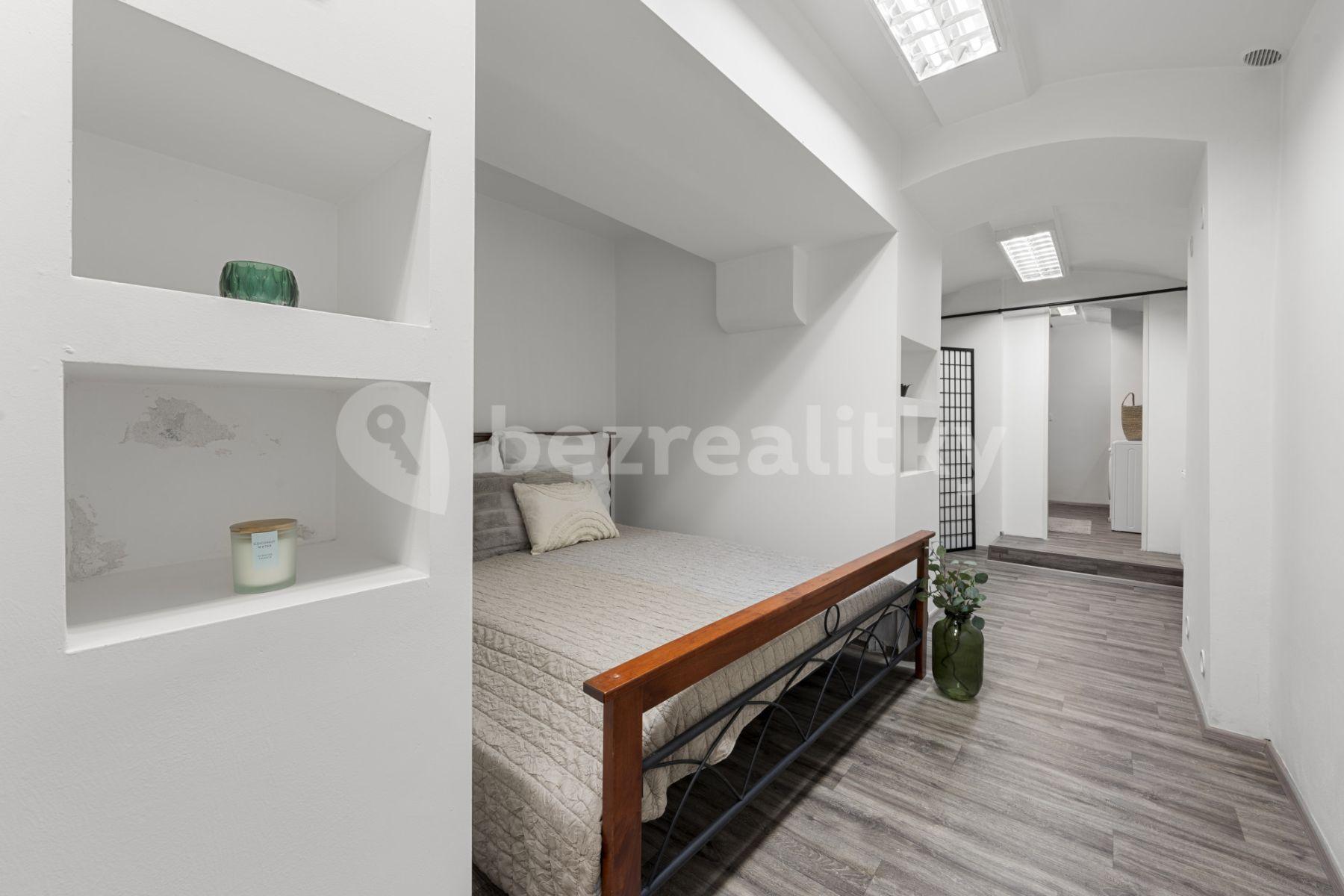 2 bedroom flat to rent, 57 m², Štefánikova, Brno, Jihomoravský Region