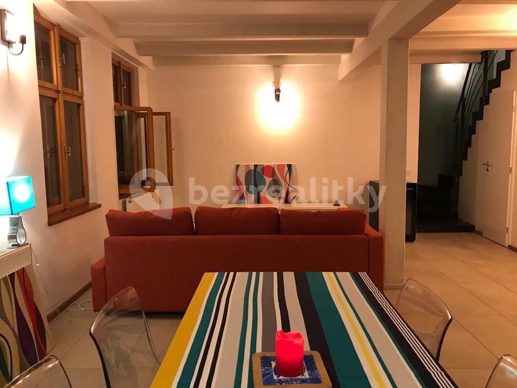 4 bedroom flat to rent, 125 m², Karlovo náměstí, Prague, Prague