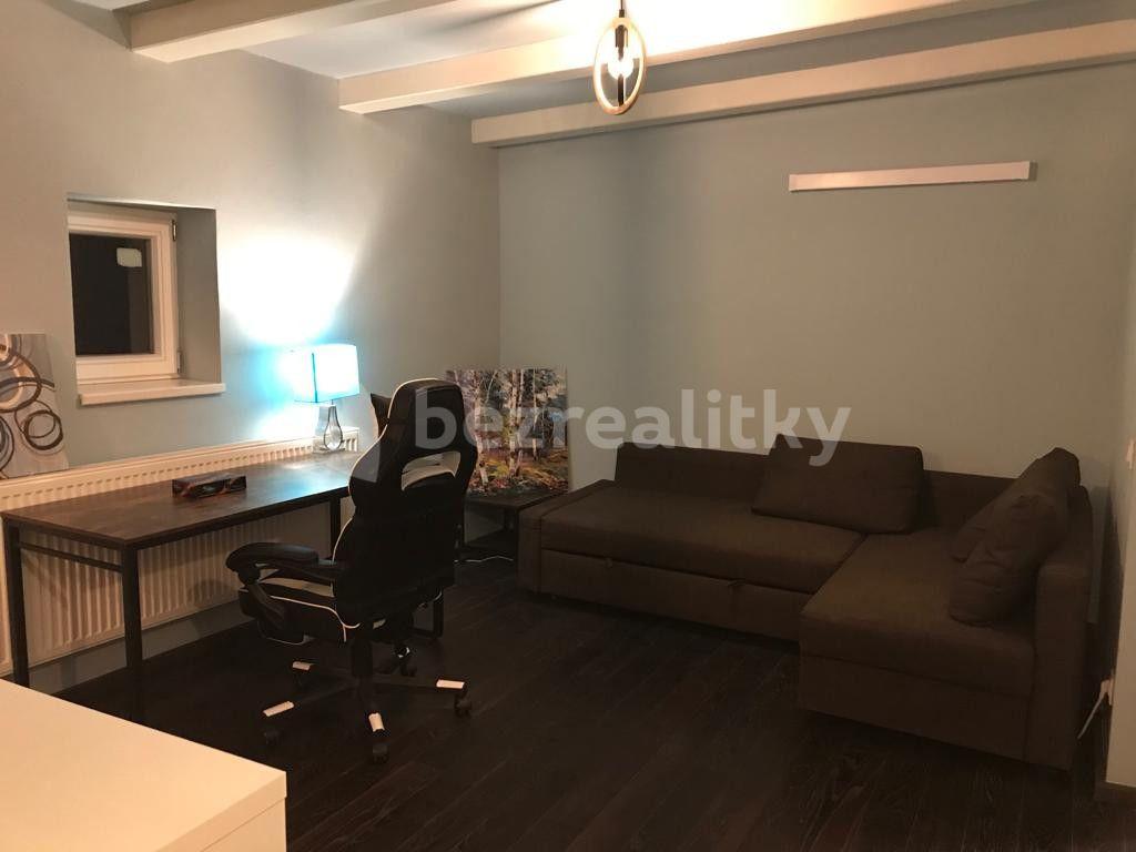 4 bedroom flat to rent, 125 m², Karlovo náměstí, Prague, Prague