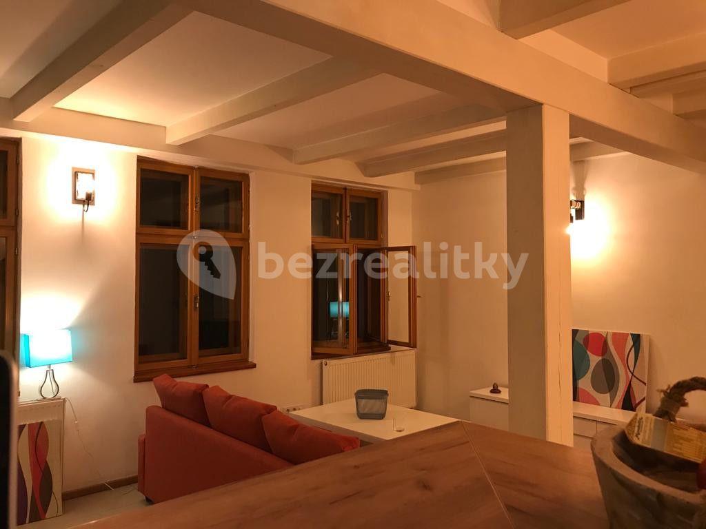 4 bedroom flat to rent, 125 m², Karlovo náměstí, Prague, Prague