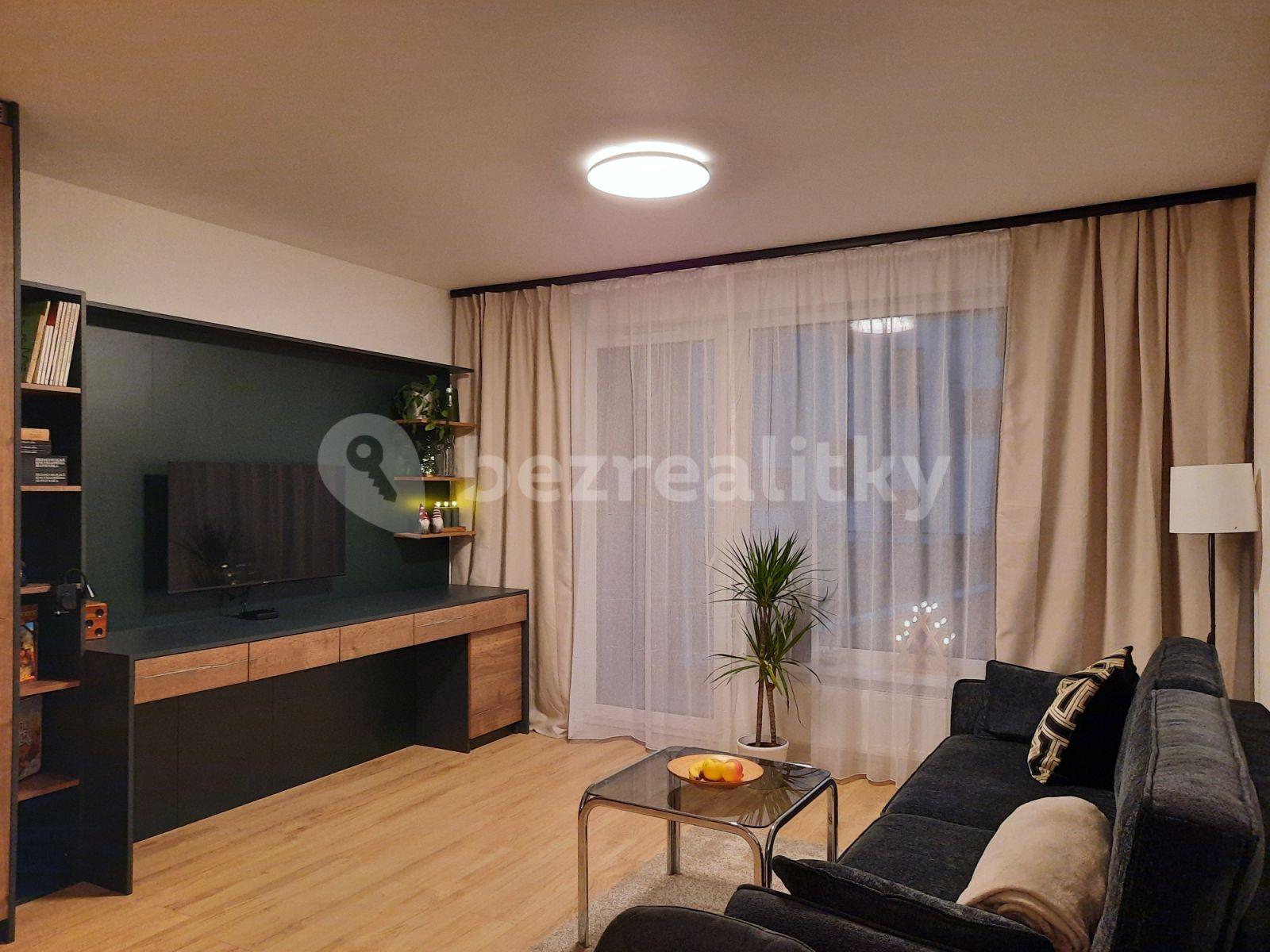 2 bedroom flat to rent, 58 m², Ulica Závodu Matador, Petržalka, Bratislavský Region