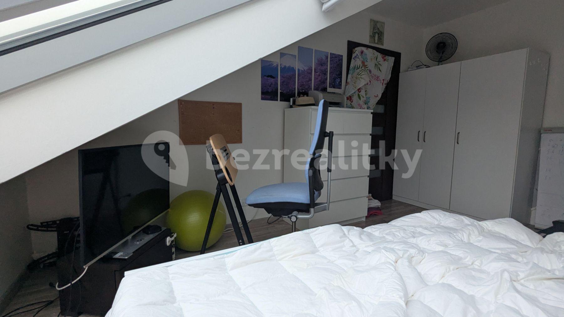 2 bedroom flat to rent, 150 m², Nitranská, Prague, Prague