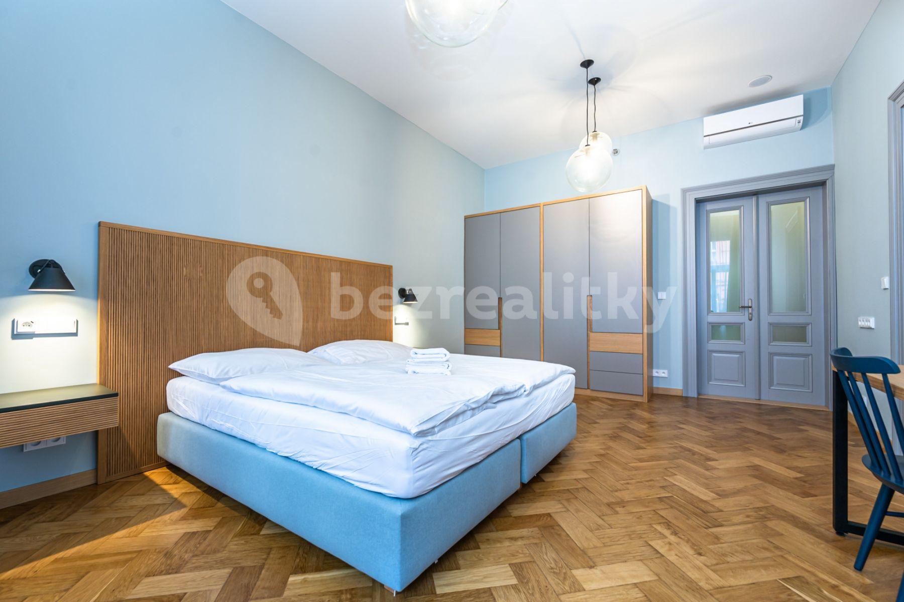 2 bedroom with open-plan kitchen flat to rent, 80 m², Krkonošská, Prague, Prague