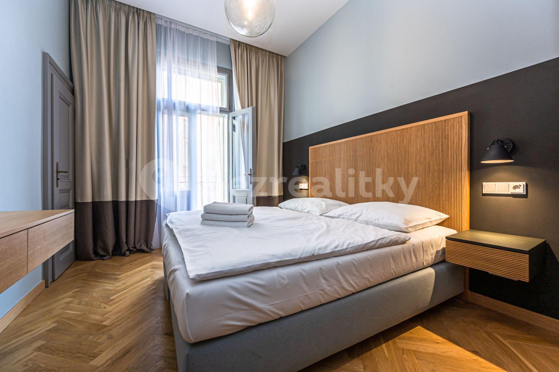 2 bedroom with open-plan kitchen flat to rent, 80 m², Krkonošská, Prague, Prague