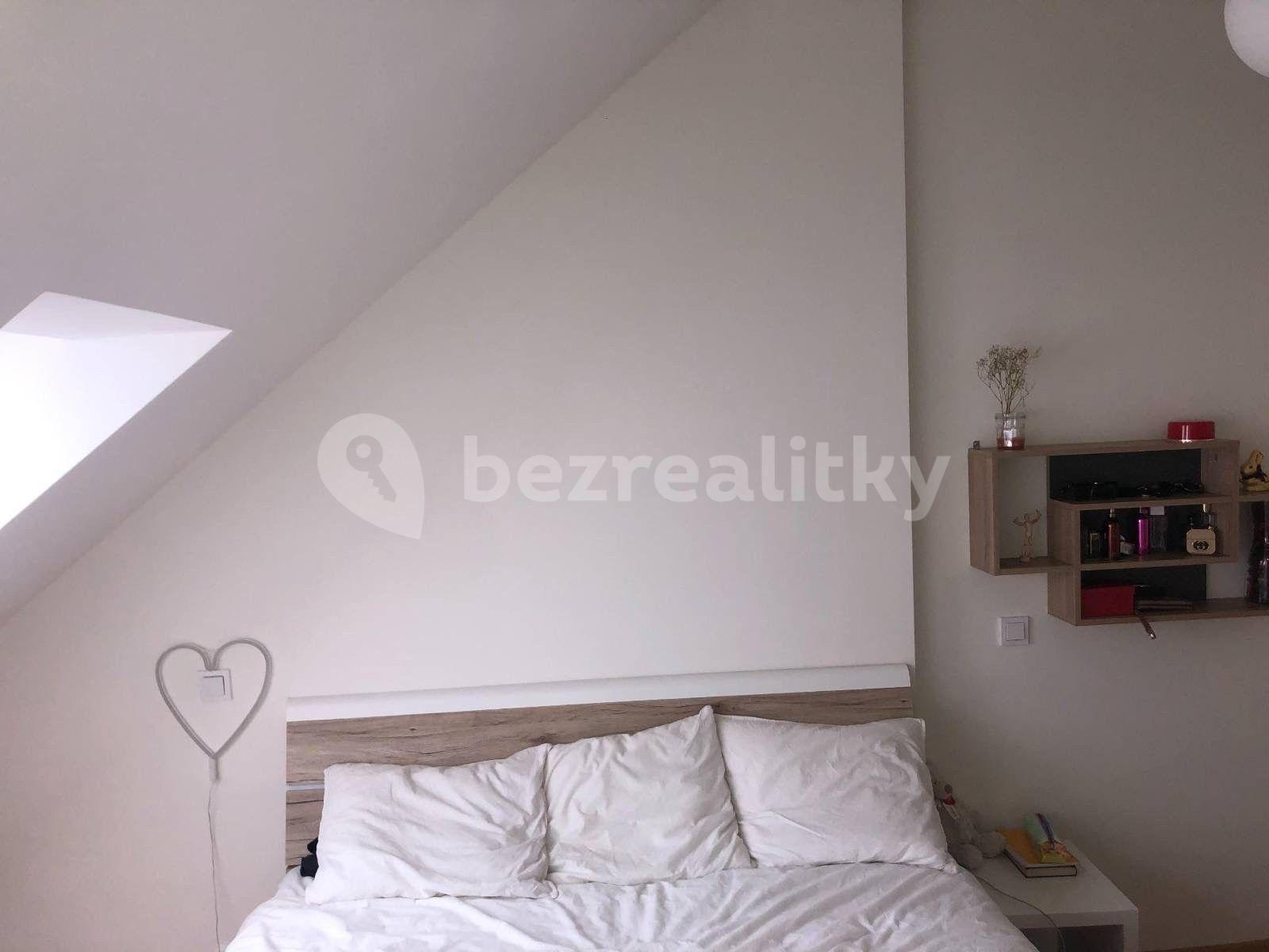 3 bedroom flat to rent, 62 m², Horní, Prague, Prague