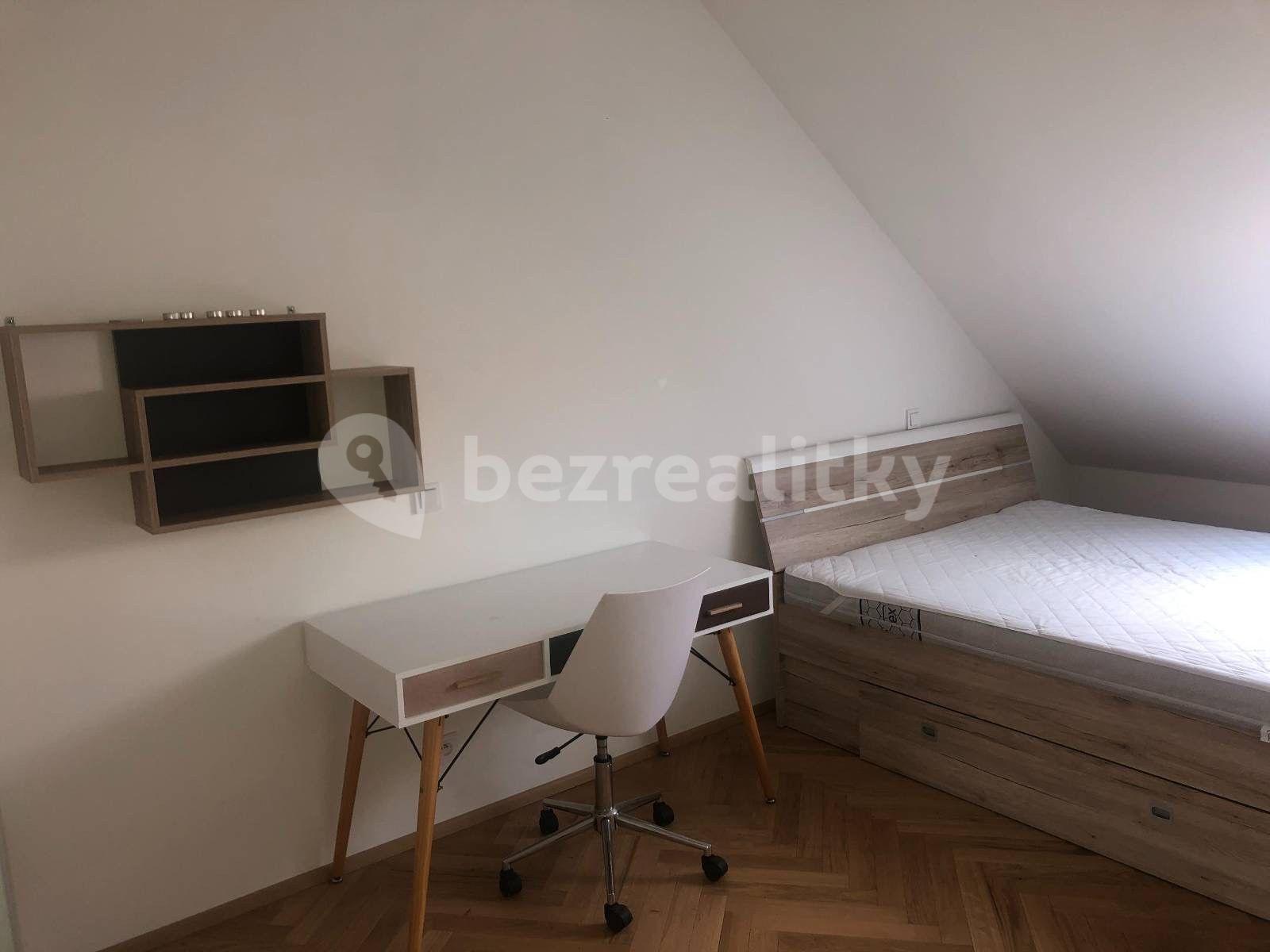 3 bedroom flat to rent, 62 m², Horní, Prague, Prague