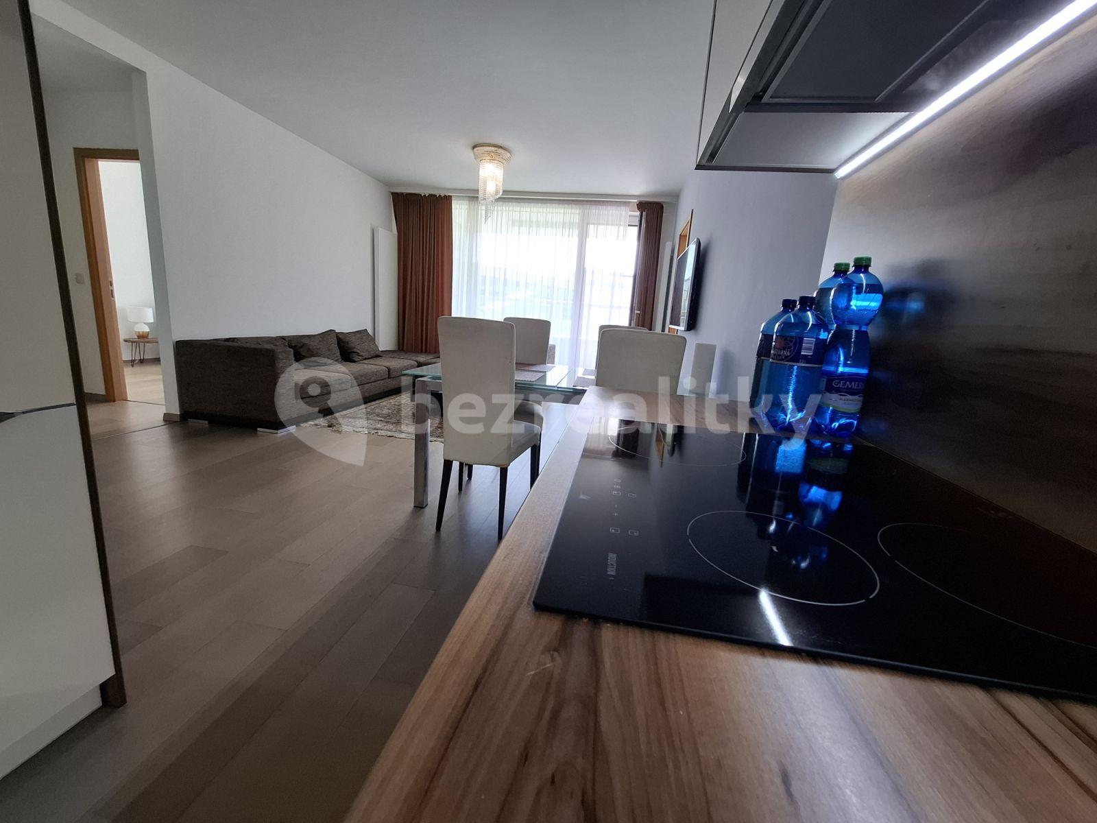 2 bedroom with open-plan kitchen flat to rent, 74 m², Landererova, Bratislava - mestská časť Staré Mesto, Bratislavský Region