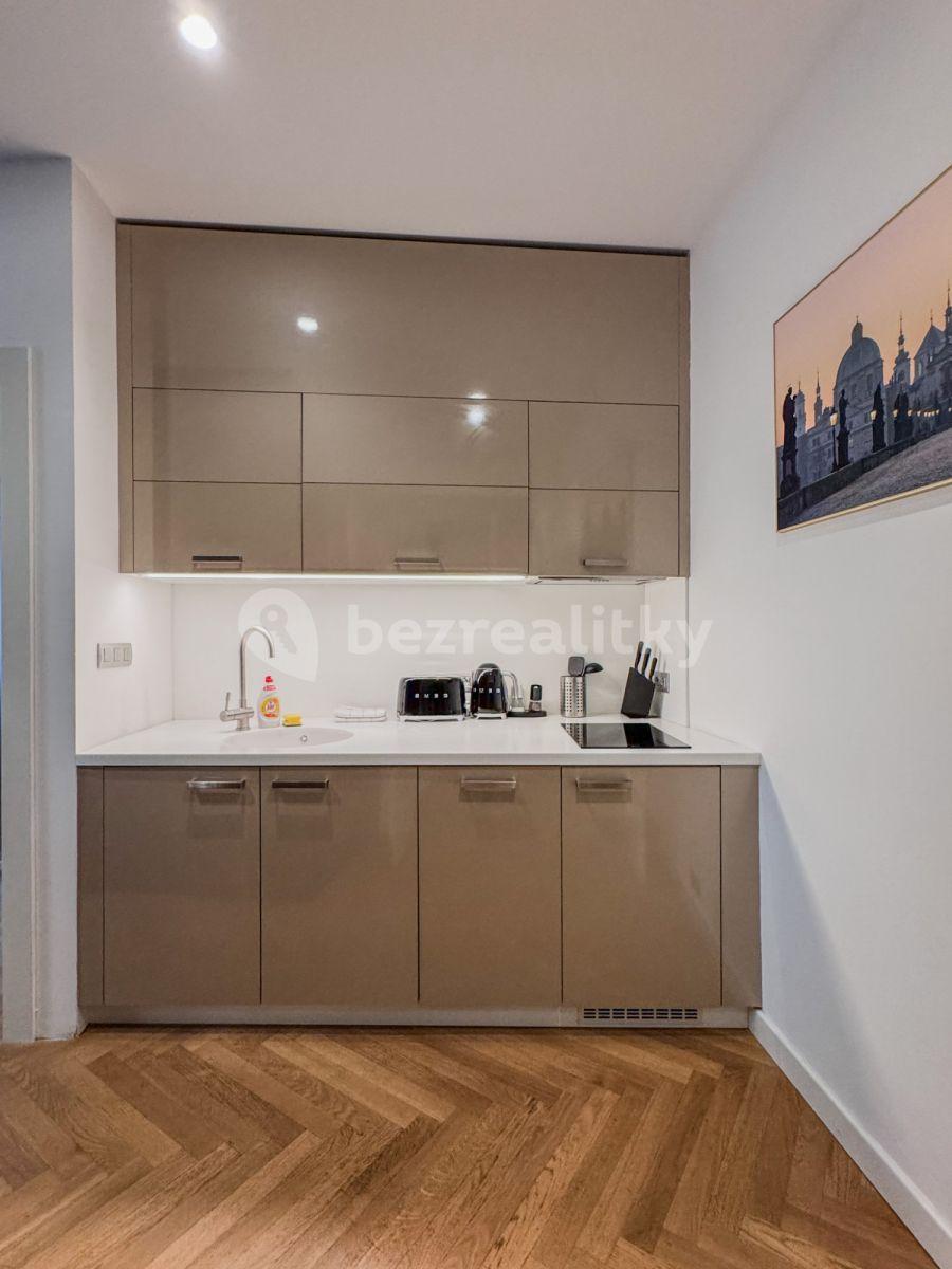 2 bedroom with open-plan kitchen flat to rent, 56 m², Rybná, Prague, Prague