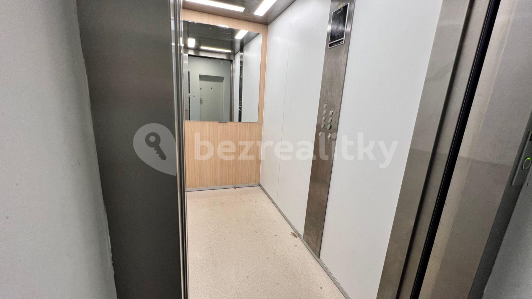 2 bedroom flat to rent, 40 m², Prievozská, Ružinov, Bratislavský Region