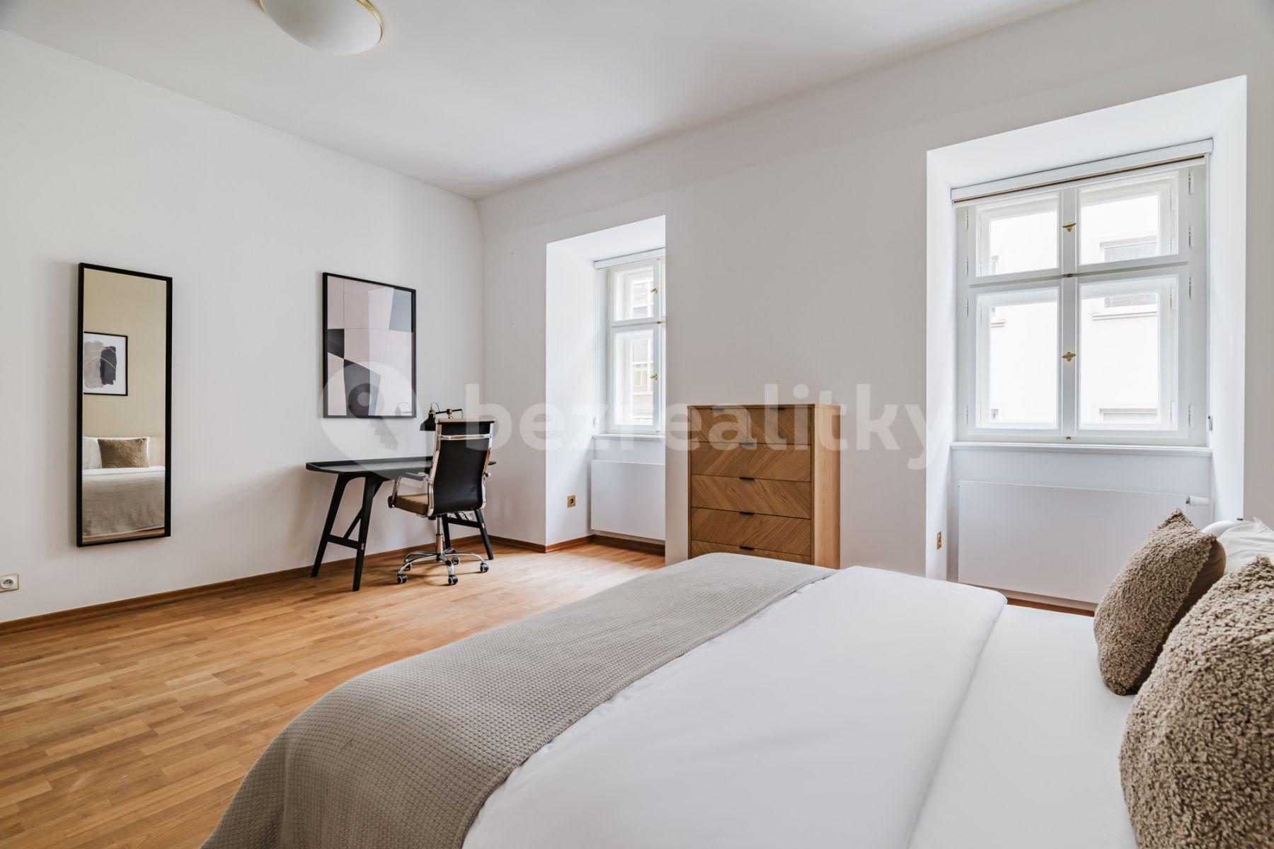 3 bedroom flat to rent, 101 m², Dlouhá, Prague, Prague