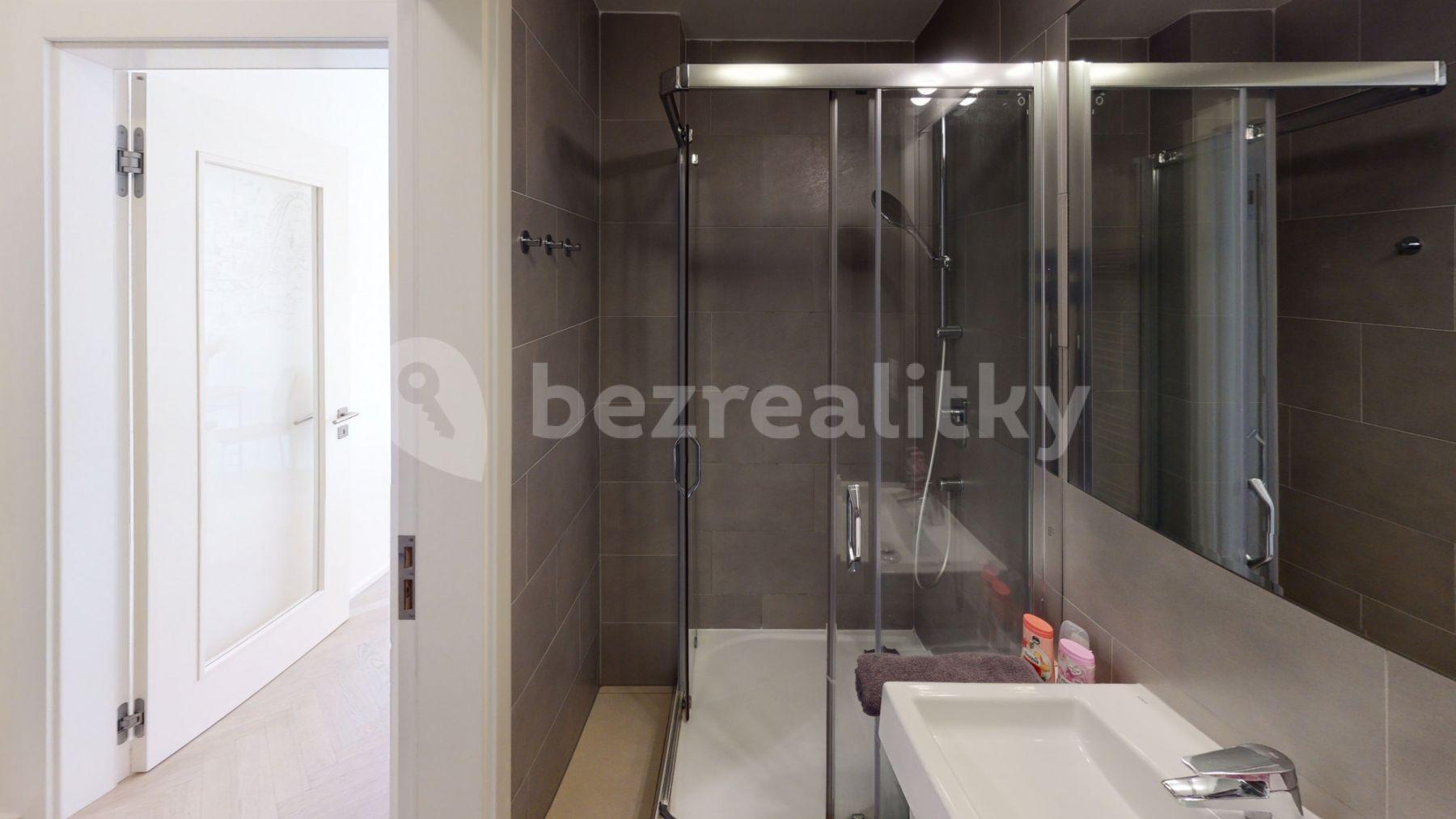 Studio flat to rent, 26 m², Kališnická, Prague, Prague