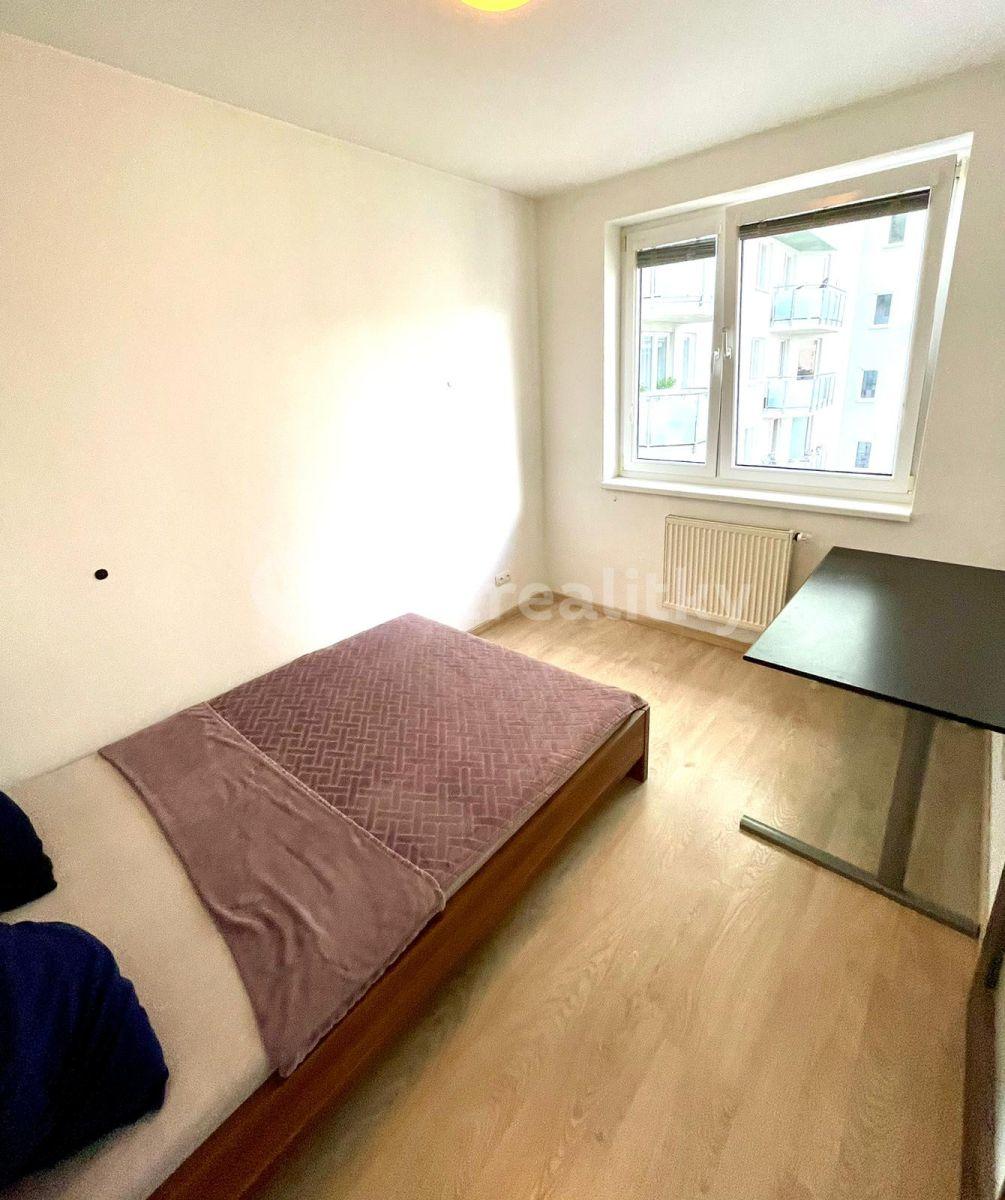 4 bedroom flat to rent, 62 m², Bosákova, Petržalka, Bratislavský Region