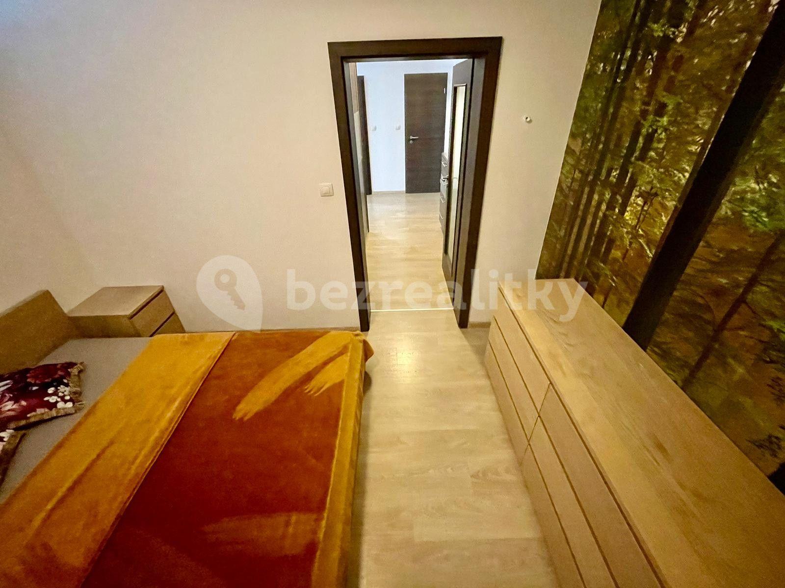 4 bedroom flat to rent, 62 m², Bosákova, Petržalka, Bratislavský Region