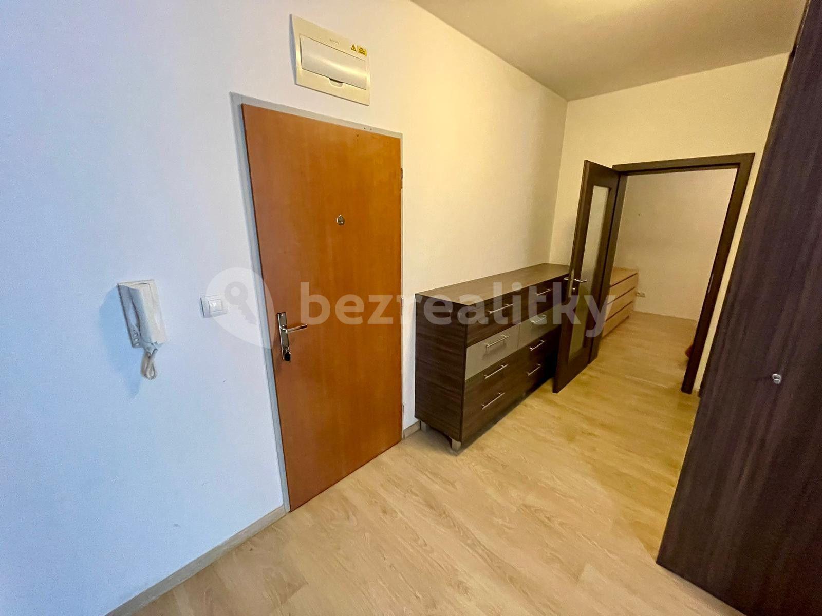 4 bedroom flat to rent, 62 m², Bosákova, Petržalka, Bratislavský Region