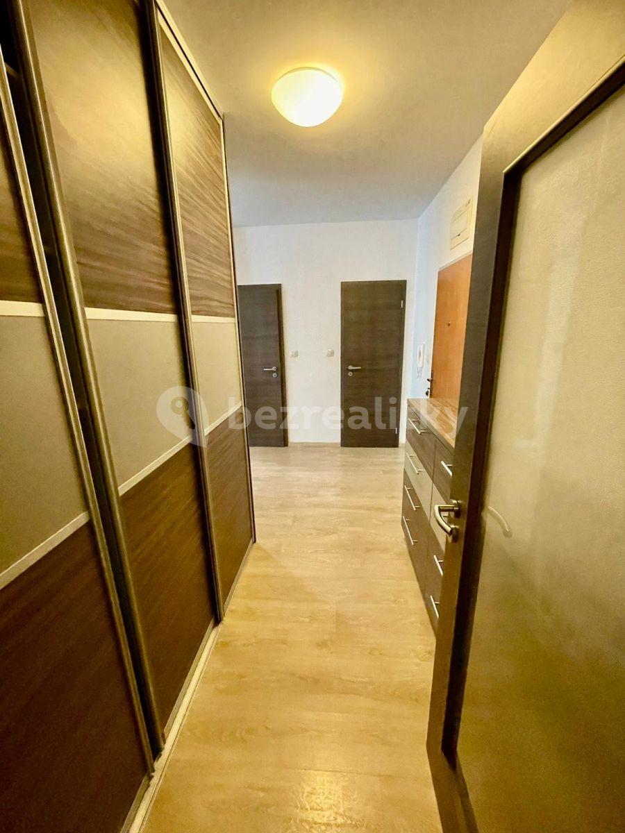 4 bedroom flat to rent, 62 m², Bosákova, Petržalka, Bratislavský Region