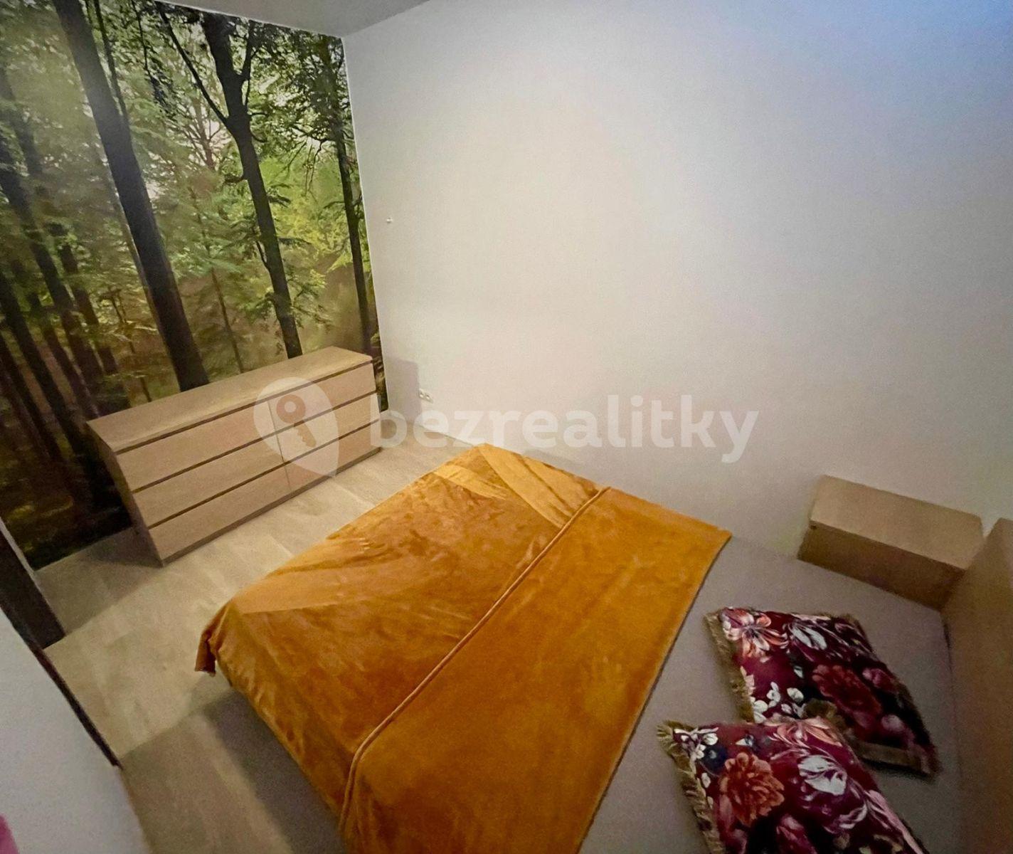 4 bedroom flat to rent, 62 m², Bosákova, Petržalka, Bratislavský Region