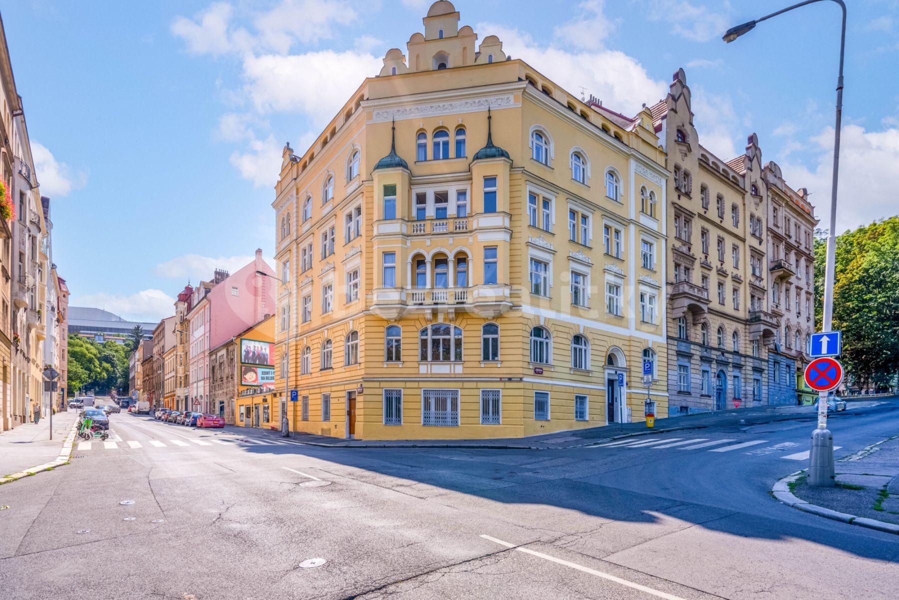 2 bedroom flat to rent, 49 m², Lumírova, Prague, Prague