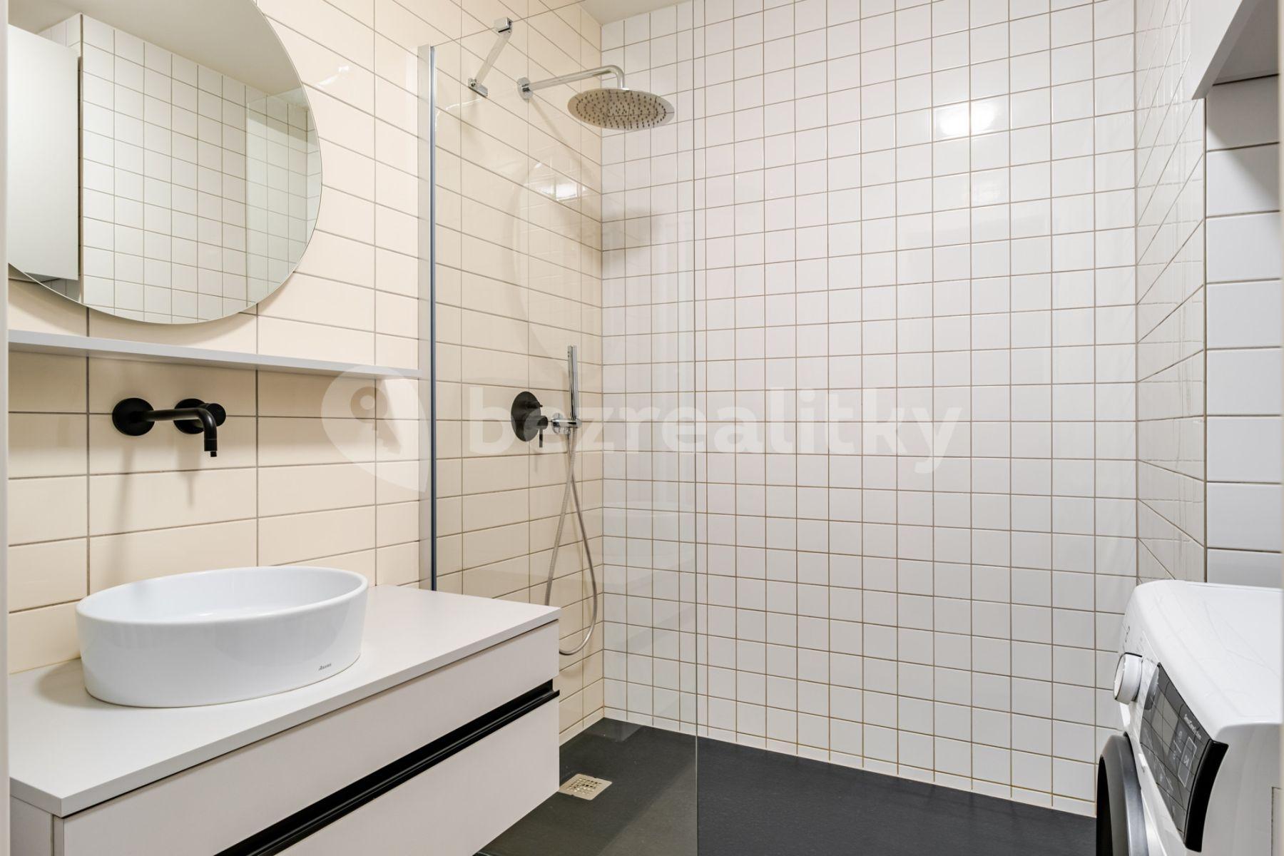 2 bedroom flat to rent, 55 m², Chodská, Prague, Prague