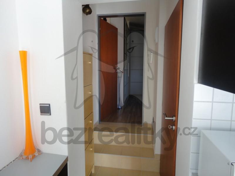 1 bedroom flat to rent, 32 m², Lípová, Ostopovice, Jihomoravský Region