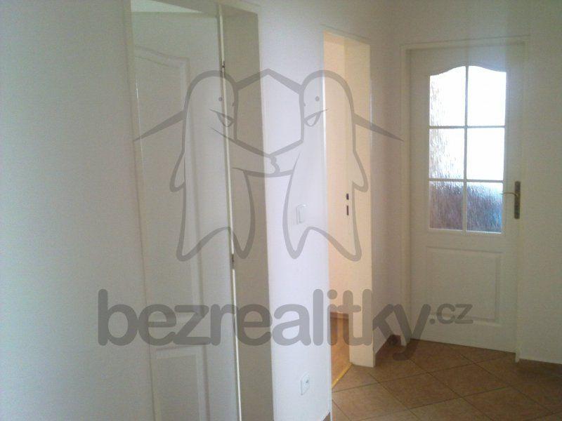 house to rent, 21 m², Hlavní, Hovorčovice, Středočeský Region