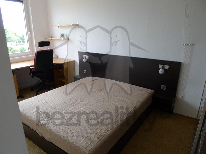 1 bedroom with open-plan kitchen flat to rent, 42 m², Vazovova, Prague, Prague