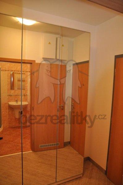 Small studio flat to rent, 34 m², Sicherova, Prague, Prague