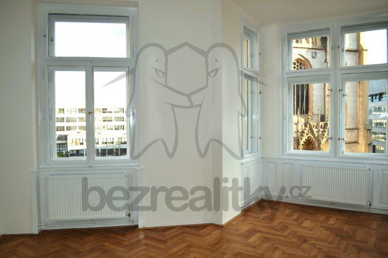 3 bedroom with open-plan kitchen flat to rent, 141 m², Janovského, Prague, Prague