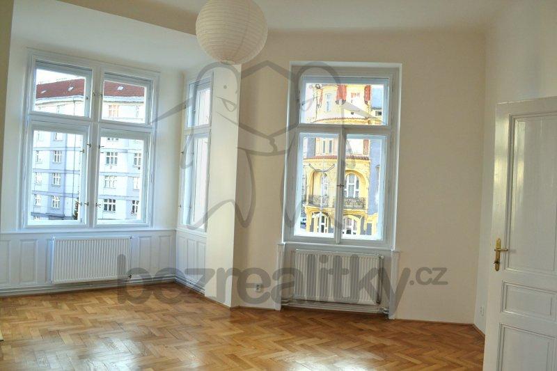 3 bedroom with open-plan kitchen flat to rent, 141 m², Janovského, Prague, Prague