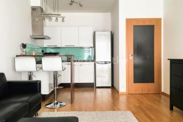 1 bedroom with open-plan kitchen flat to rent, 61 m², Kurta Konráda, 