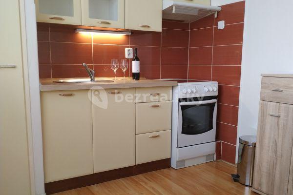 1 bedroom flat to rent, 41 m², Kunětická, 