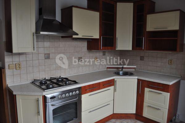 3 bedroom flat to rent, 72 m², Žlutická, Plzeň 1