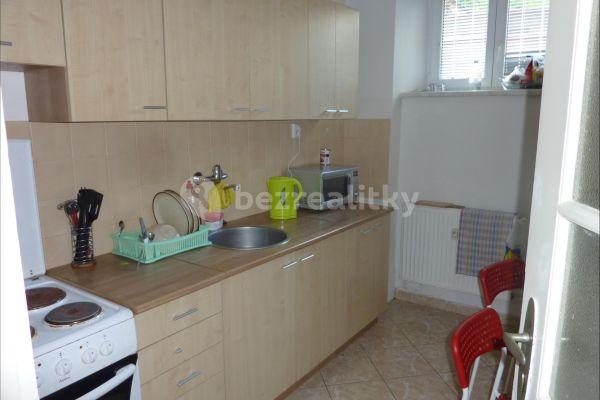 3 bedroom flat to rent, 80 m², Pionýrská, Brno