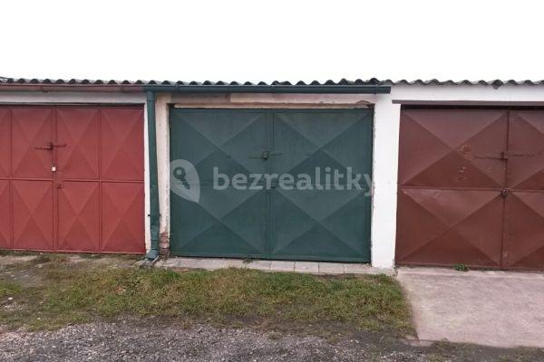 garage to rent, 18 m², Brandýs nad Labem-Stará Boleslav