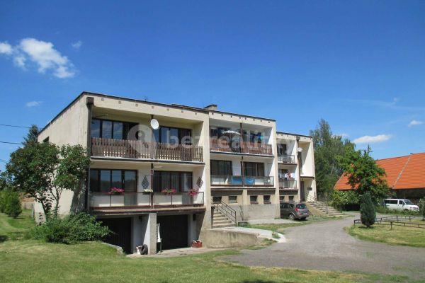 3 bedroom flat to rent, 100 m², Zlonice