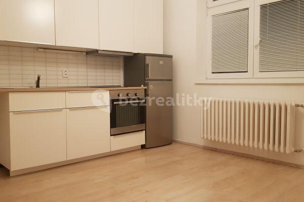 1 bedroom flat to rent, 35 m², V Ráji, Pardubice, Pardubický Region