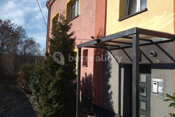 1 bedroom with open-plan kitchen flat to rent, 55 m², Ostrava, Moravskoslezský Region